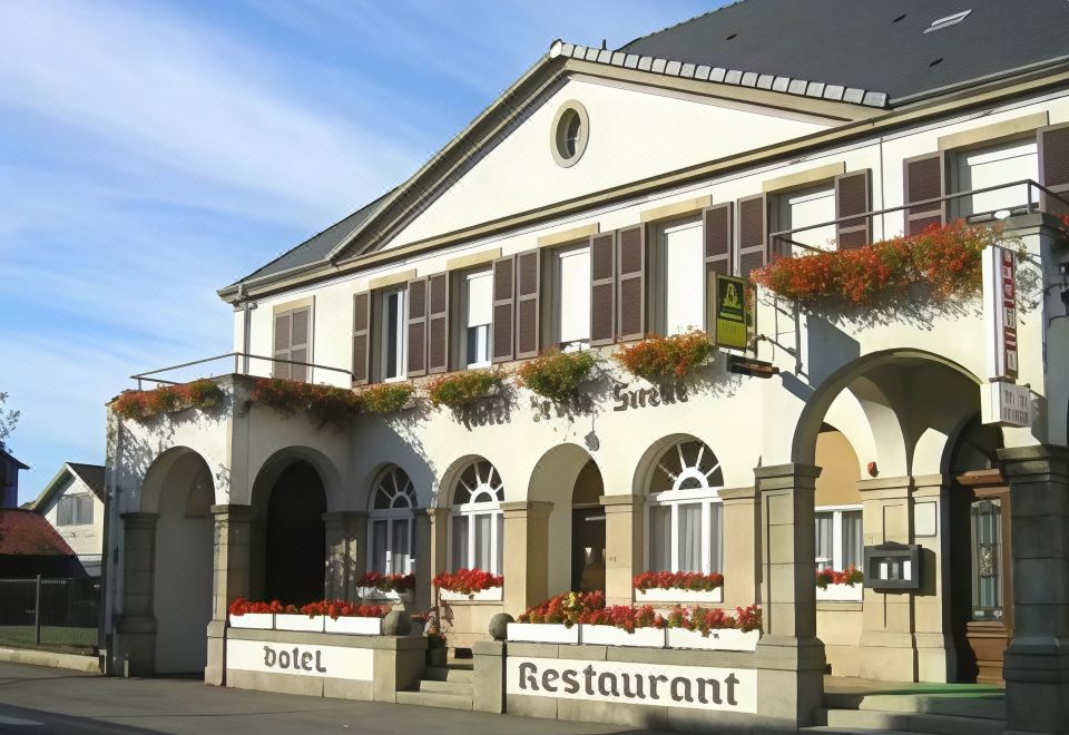 Hotel Restaurant la Sirene - Housity