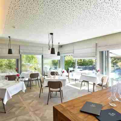 Hôtel Ambassador Dining/Meeting Rooms