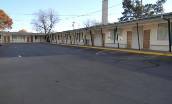 Fairfax Motel