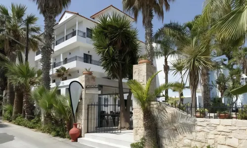 Minoa Apartments