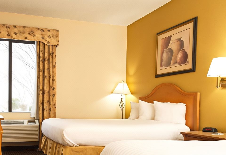The Tombstone Grand Hotel - Housity
