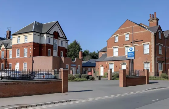 貝斯特韋斯特丹寇特酒店（Best Western Deincourt Hotel）