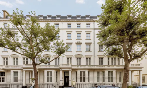 130 Queen's Gate Apartments
