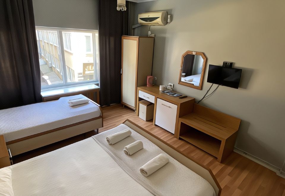 Mola Otel - Housity