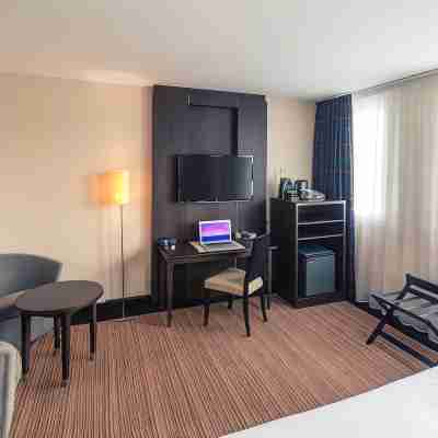 Hotel Mercure Rennes Cesson Rooms