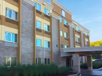 Comfort Inn & Suites Tigard Near Washington Square Hotels in Tigard