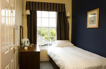 Bear Hotel by Greene King Inns