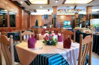 Maeyom Palace Hotel Hotel a Phrae