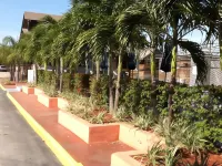 Americas Best Inn and Suites Fort Lauderdale North Hôtels à : Oakland Park