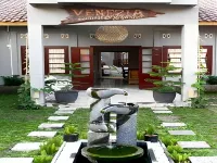 Venezia Homestay and Garden