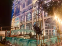 THE EMERALD HOTEL & SIYA MILAN BANQUETS Hotels near hanuman mandir jhapaha