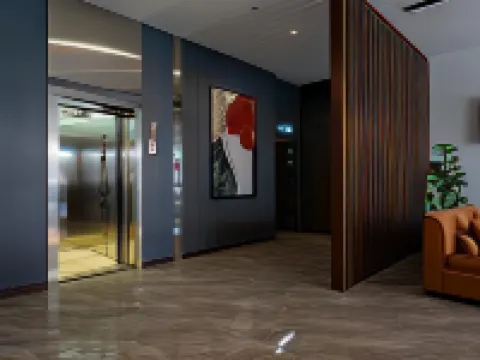 Blu Sentral Hotel タワウのホテル