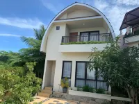 The Happinezz Hills Karimunjawa Hotel dekat Bandar Udara Dewandaru