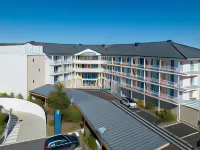 Golden Tulip la Baule Hotels near Parc des Dryades