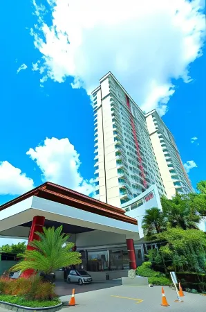 Solo Paragon Hotel & Residences