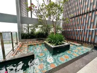 Millerz Square by MyKey