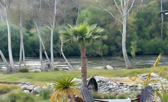 Sequoia Riverfront Cabins