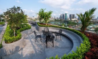The Gloria Service Apartment by Silk Path