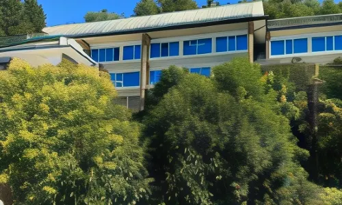 Maximilian Suites