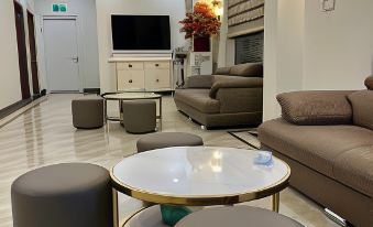 Kim Hotel and Apartment