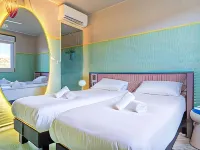 Greet hôtel Pont du Gard - Route d'Avignon Hotels in Tavel