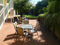 Elliotts Kapiti Coast Motor Lodge Hotels in Парапарауму