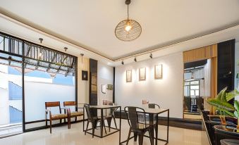 RedDoorz Plus @ Jalan Raden Intan Lampung
