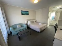 George Bass Motor Inn Hotels in Nowra