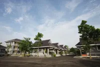 Rongsang Resort Hotels in Amphoe Nong Khae