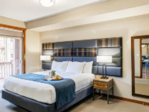 Stoneridge Mountain Resort Hotels in Canmore