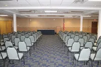 Days Inn & Suites by Wyndham Bridgeport - Clarksburg Hotel di Bridgeport