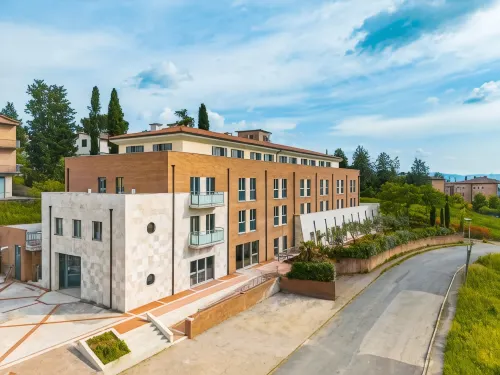 Tuscasì Aparthotel فنادق في San Rocco a Pilli