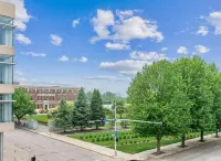 Luxury condo. 2 car garage, rooftop patio. Perfect for work or play!