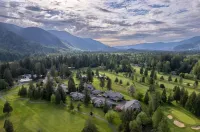 Mid-Century Escape | Mt Hood Resort | Views + Pets - WiFi