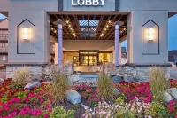 The Coast Kamloops Hotel & Conference Centre - バー