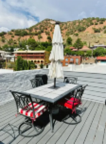 Bisbee Brownstone Suites