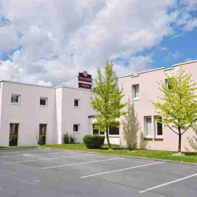 Brit Hotel Reims La Pompelle Hotel Exterior