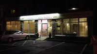 皇后廣場飯店 - B&B