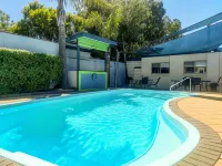 Portarlington Beach Motel - Beach