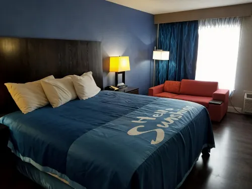 Days Inn by Wyndham Thomson Hotels in Thomson