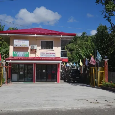 La Fela Pension House Hotels near Oslob Cemetery