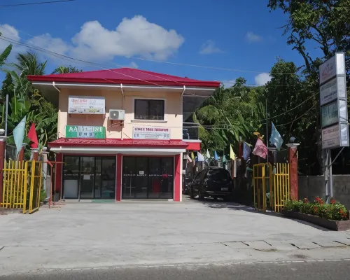 La Fela Pension House Hotels in Oslob