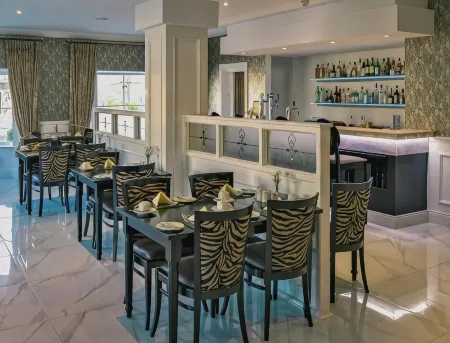 Brook Lodge Boutique Hotel Отели рядом с достопримечательностью «Frank Lewis Gallery»