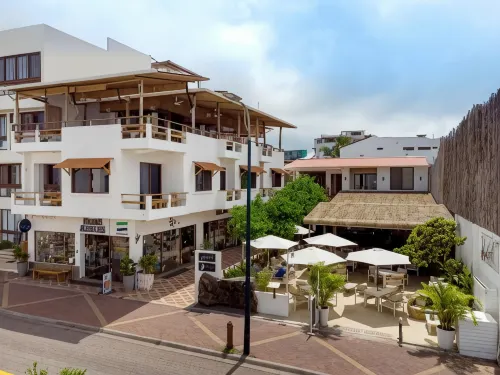 Plaza Luna Suites - بار