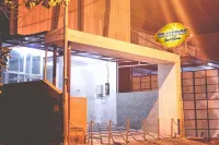 Mojokerto Guesthouse Hotel dekat Masjid ALMAS