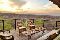 Victoria Falls Safari Club - Romantic
