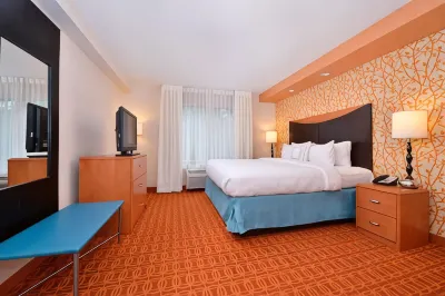 Fairfield Inn & Suites Asheboro Hotels near rue21