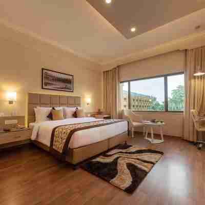 Hotel Clarks Shiraz Rooms