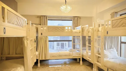 Alphatel Beach Hostel JBR