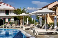 Seaside Resorts - Pools